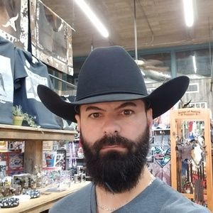 Meet your Posher, Chad